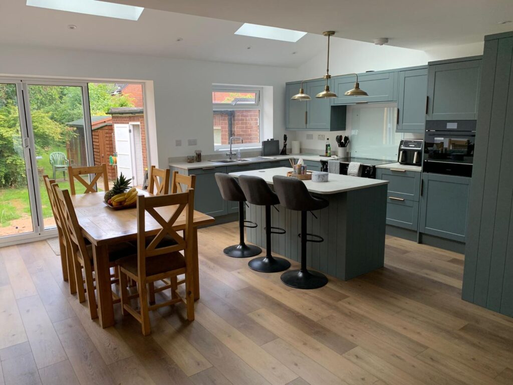 Kitchen & bathrom Extension